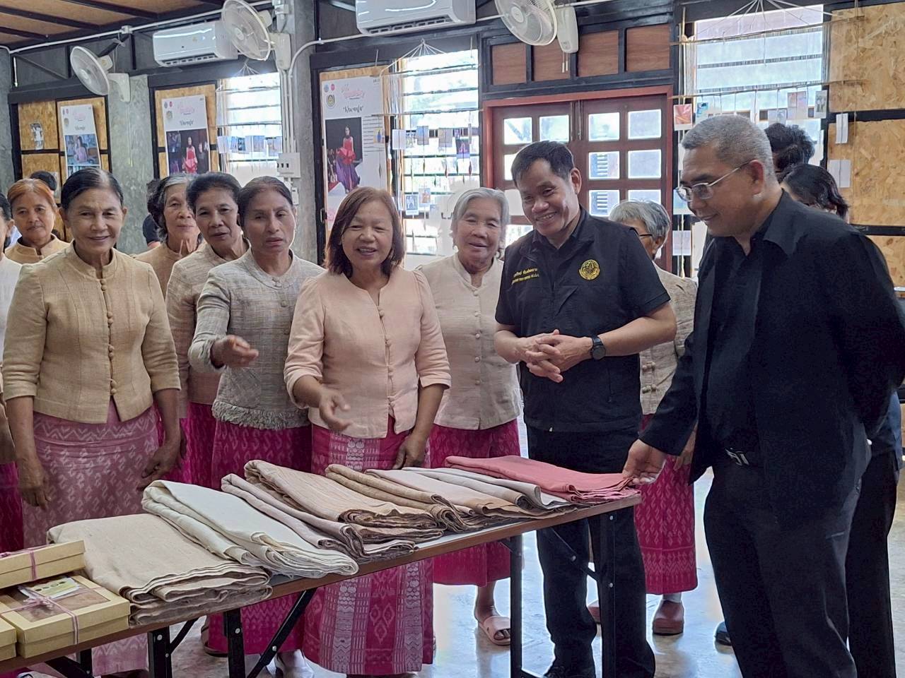 title - ผู้ตรวจราชการ ส.ป.ก. ประชุมตรวจราชการและติดตามความก้าวหน้าผลการดำเนินงานตามแผนการตรวจราชการของผู้ตรวจราชการสำนักงานการปฏิรูปที่ดินเพื่อเกษตรกรรม ประจำปีงบประมาณ พ.ศ. 2569 รอบที่ 1 เขตตรวจราชการที่ 10 จังหวัดหนองบัวลำภู 